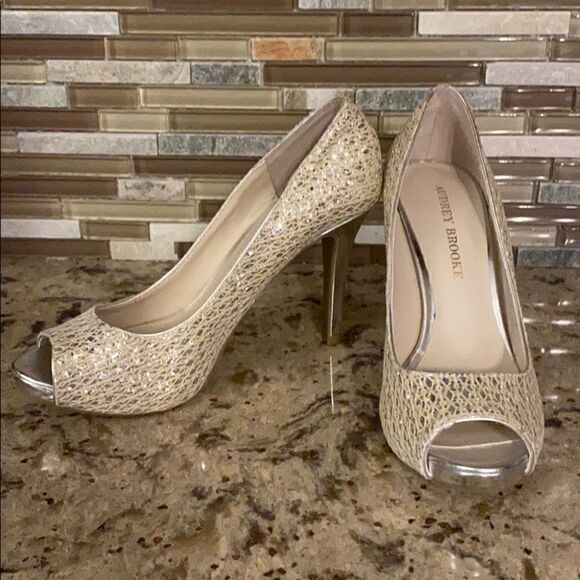 Audrey Brooke Open Toe 3” Heel - Picture 1 of 6